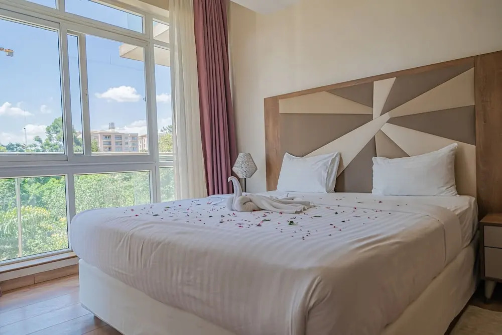 Lux Suites 37 on Kikambala Apartments