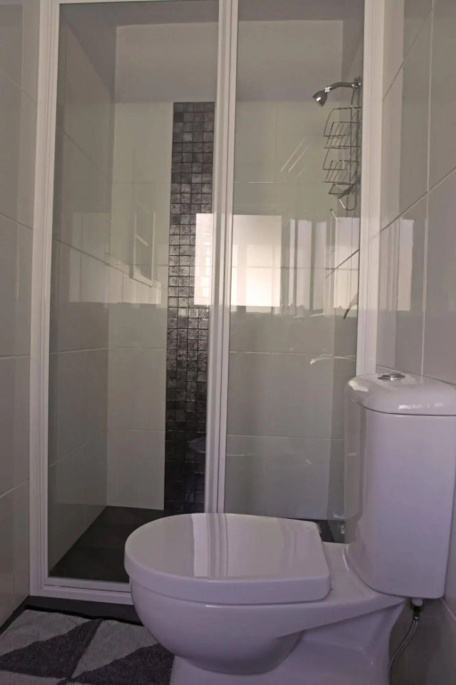 Latrobe Art Apartments