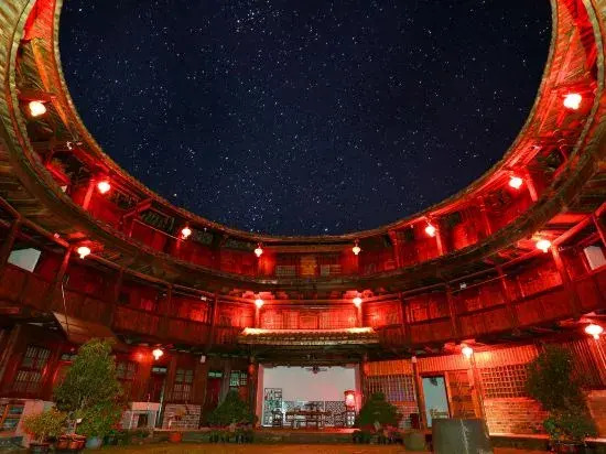 Fuqian Building 1906 Tulou Homestay