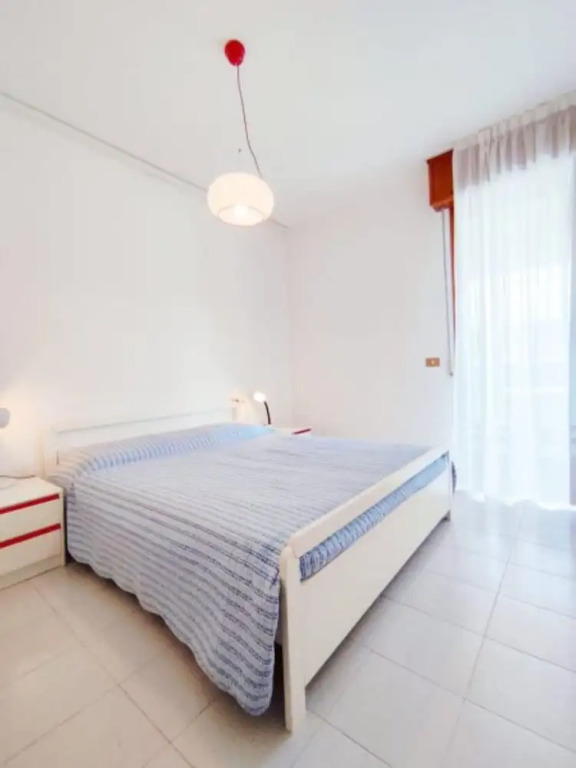 Bright Flat With Terrace