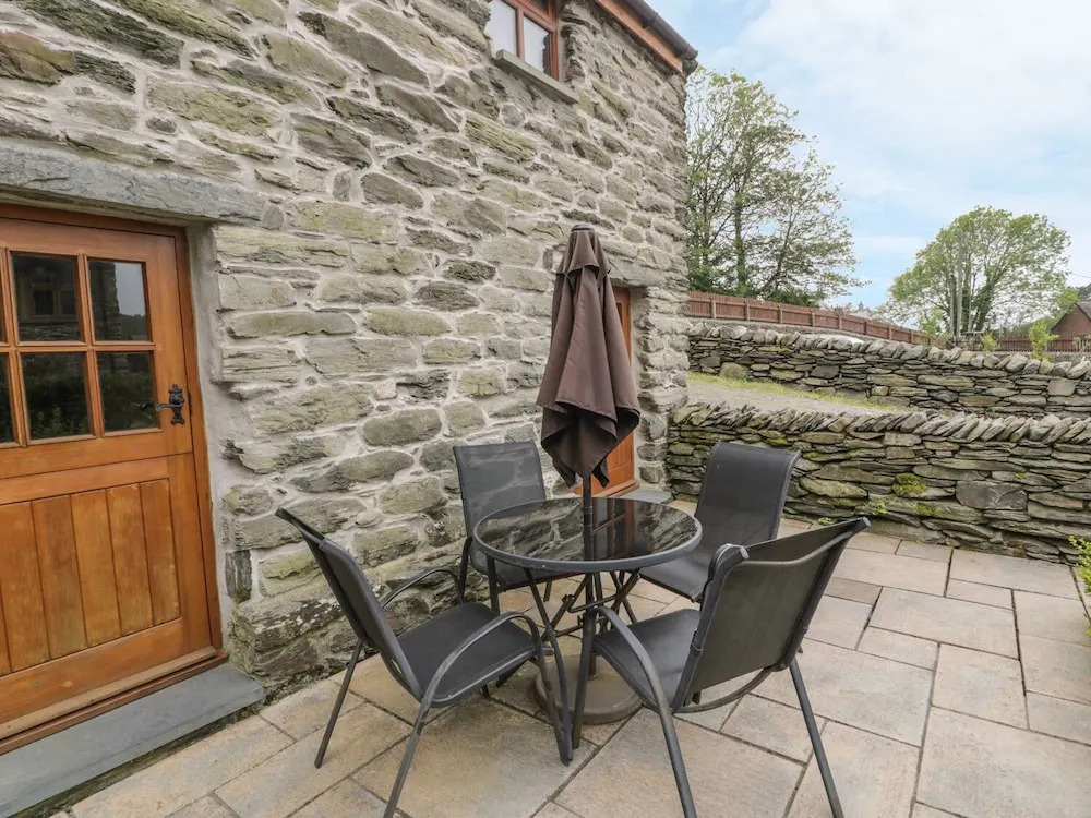 Hendoll Cottage 2