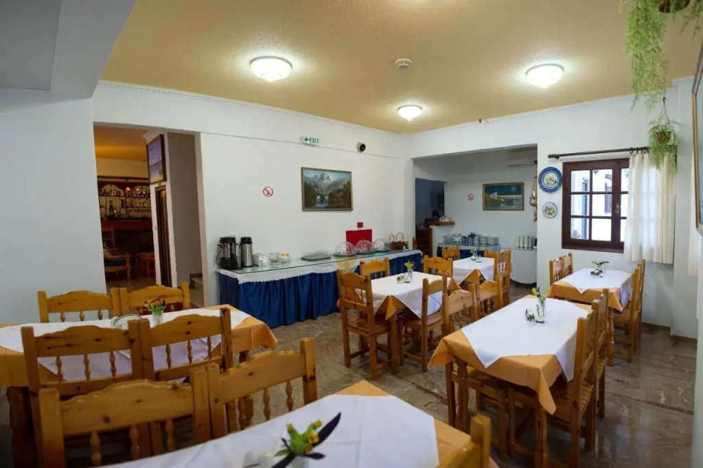 Hotel Nostos