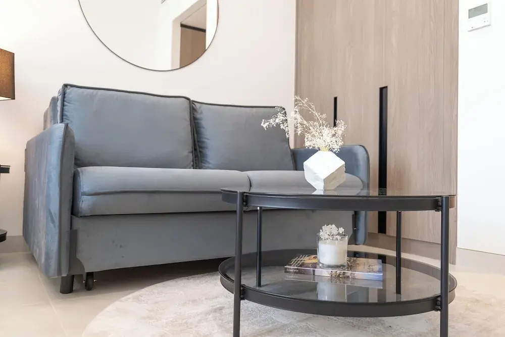 TOP Location | Work and Chill near Miracle Garden
