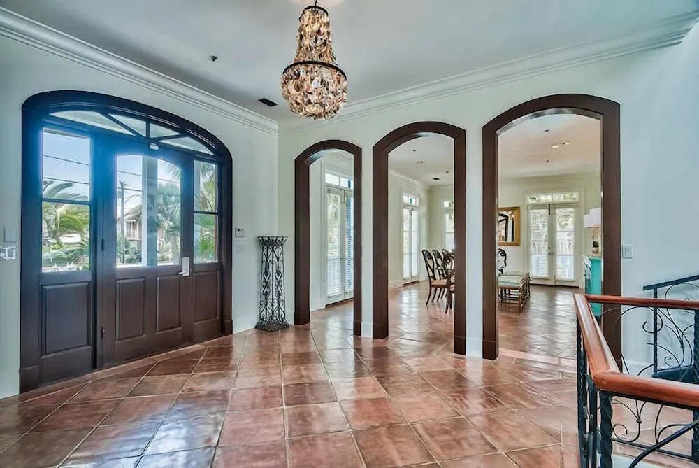 Caribbean Queen 5 Bedroom Holiday Home by Five Star Properties