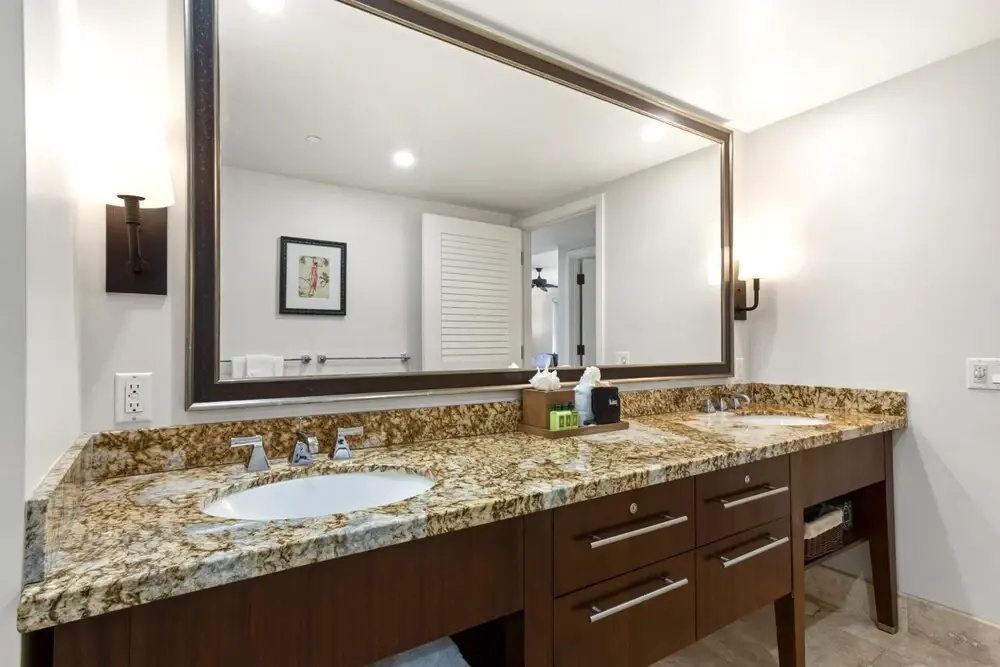 Honua Kai 3 Free Rental Cars KBM Resorts Grand Suite 3 Units, 8 Bedrooms HK Ml-2660