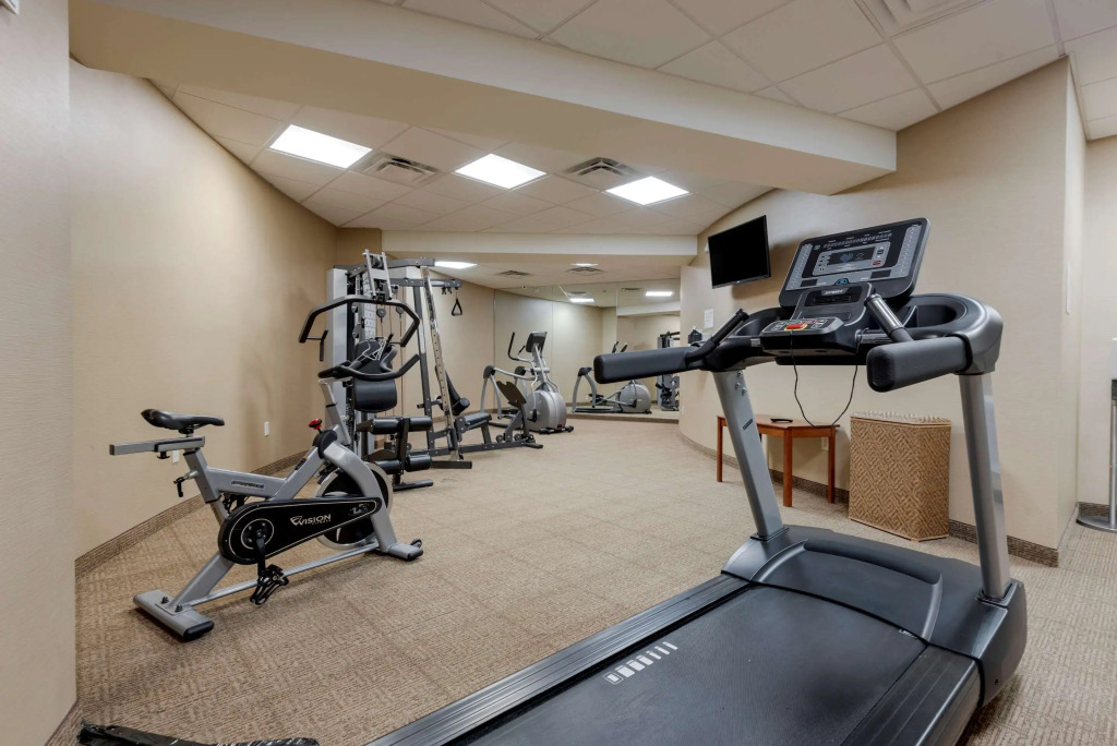Comfort Inn The Pointe
