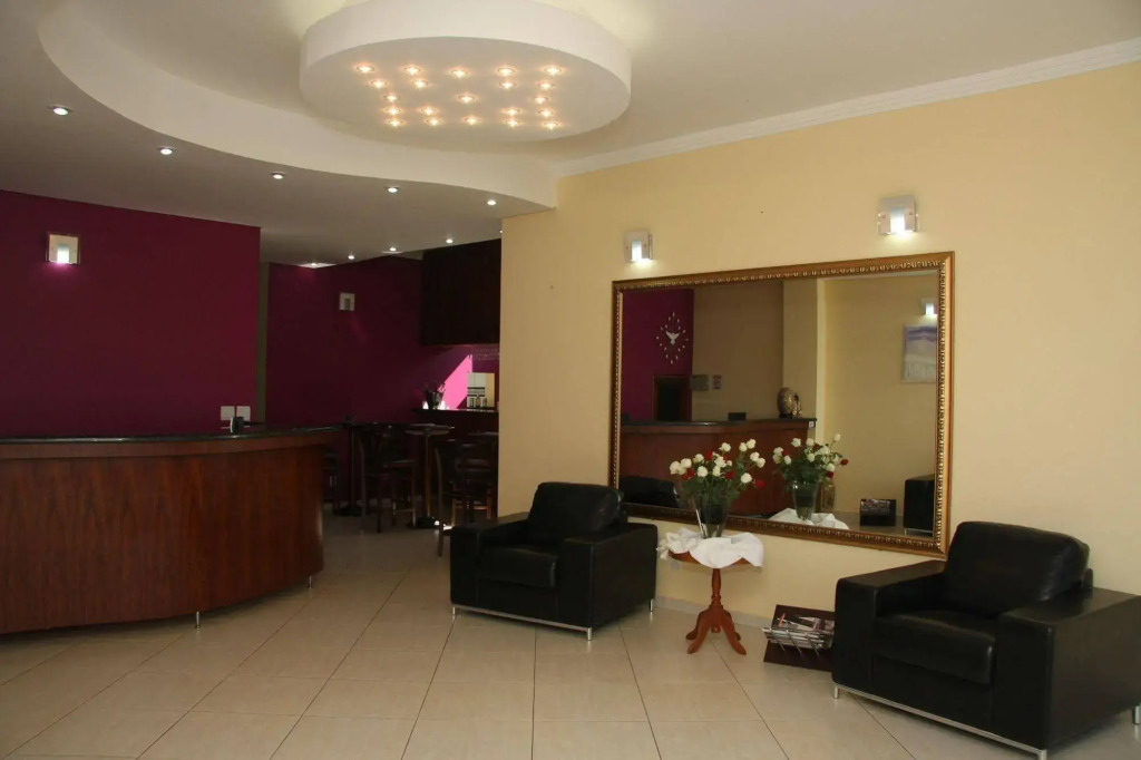 Santa Felicidade Hotel