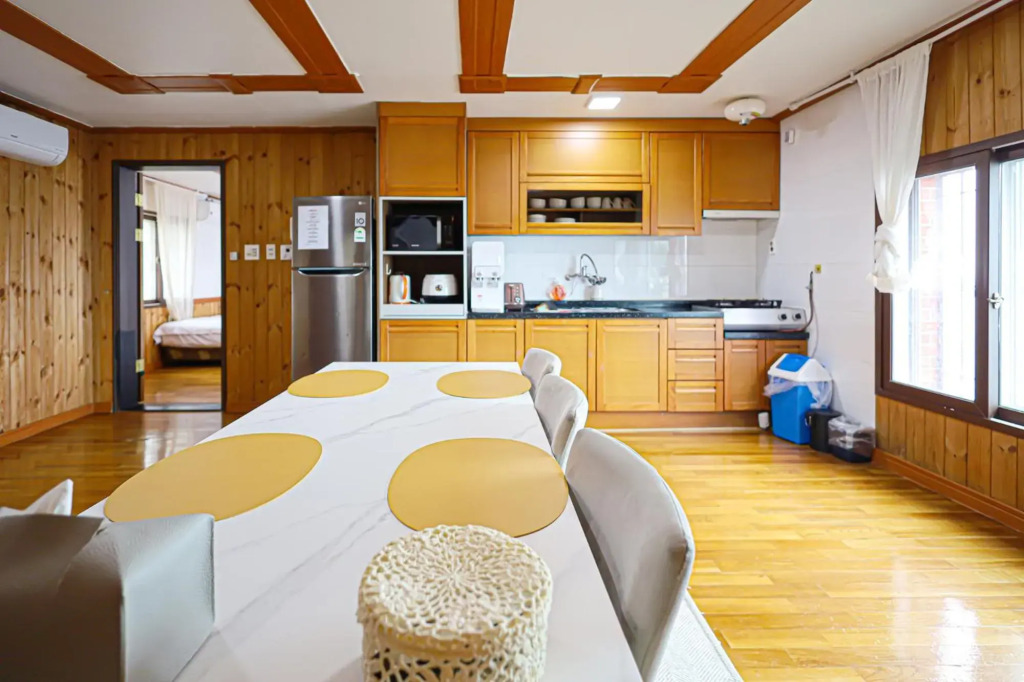 Huesik Hotel Sydney