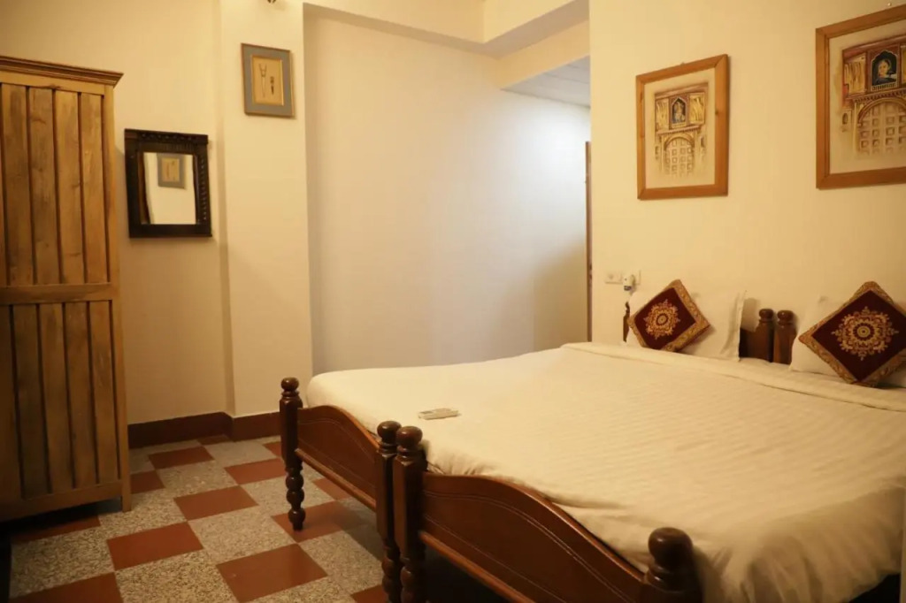 Hotel Teerth Palace