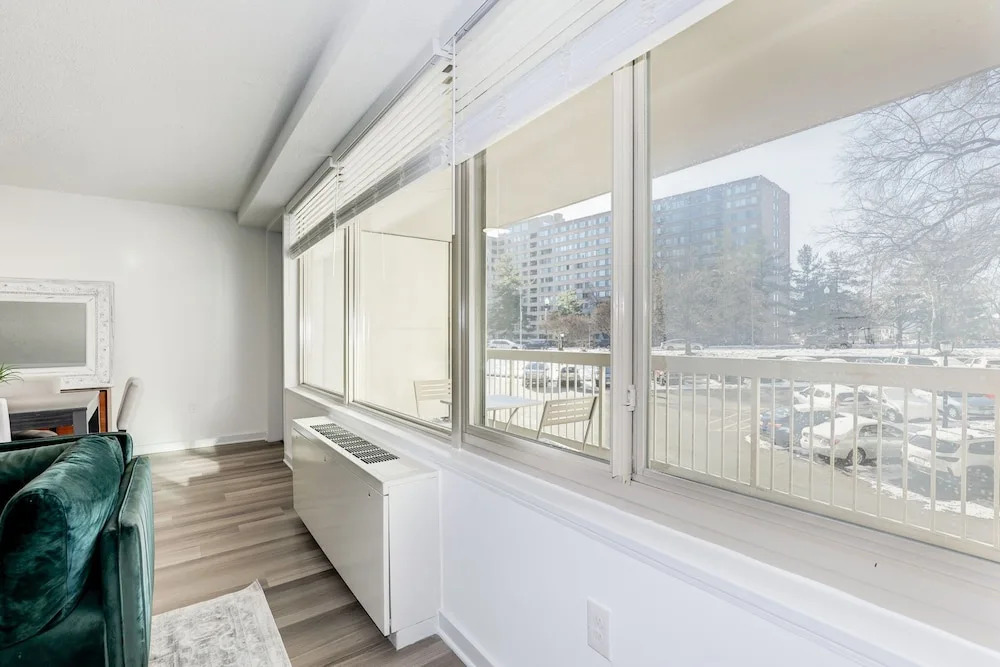 Arlington Modern Comfort Meets City Life