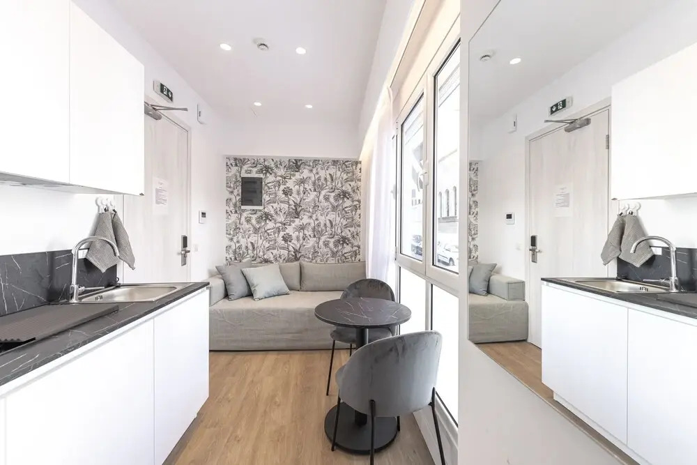 Phaedrus Living Deluxe Kriel Suites 002