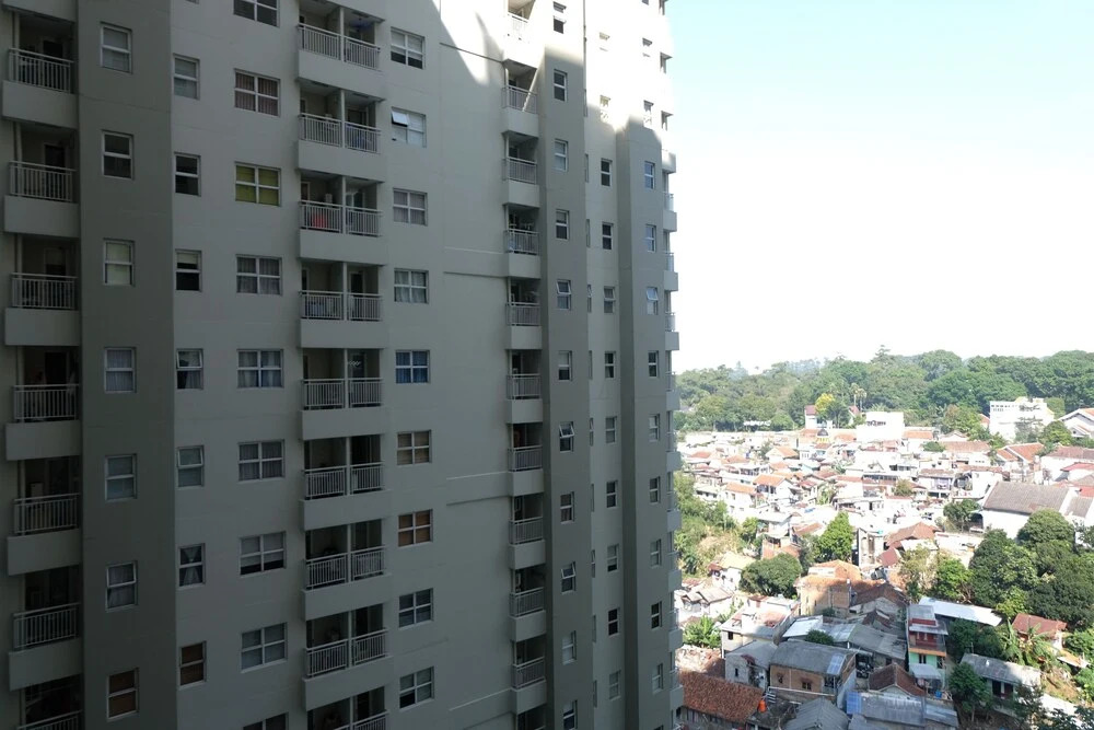 Modern Classic Studio At Apartment Parahyangan Residence