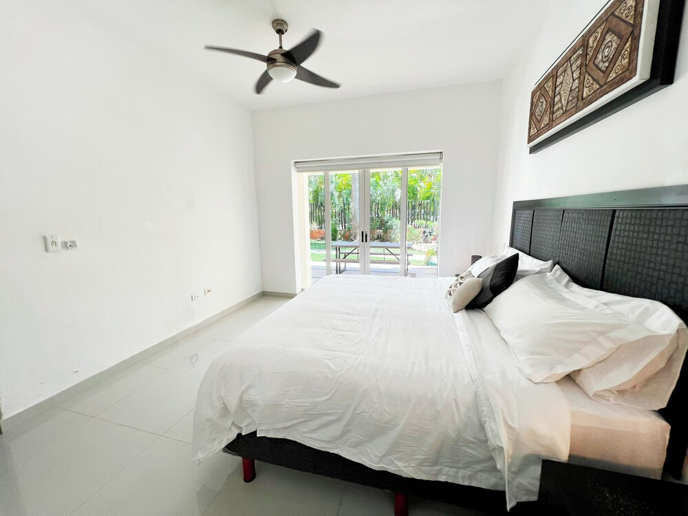 Relajate hermoso jardín y 2 piscinas