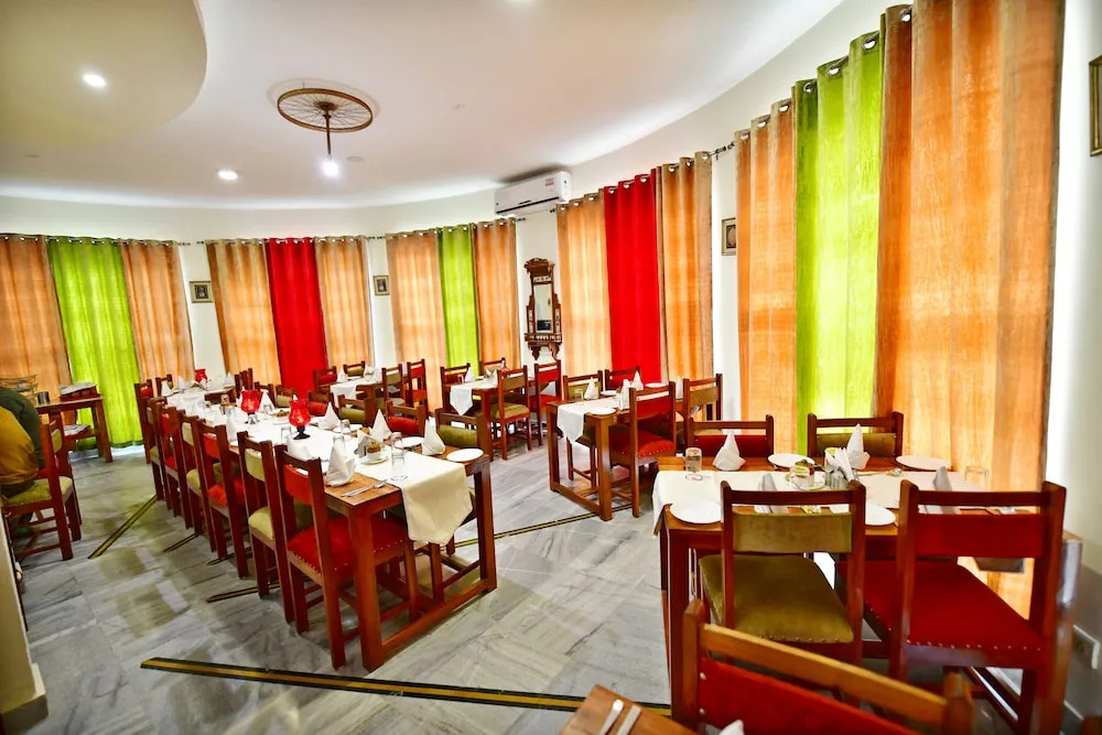 Kadamb Kunj Resort - Bharatpur