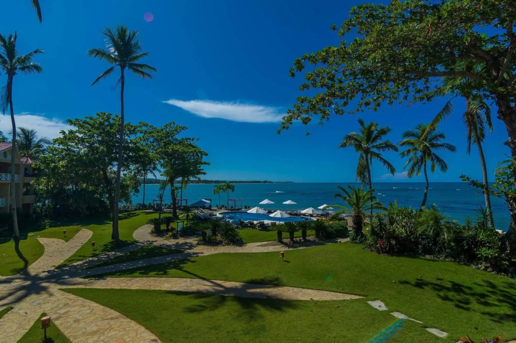 Velero Beach Resort
