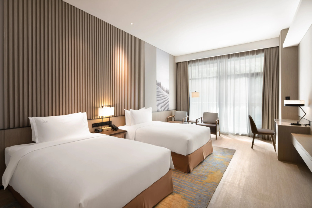 Holiday Inn Resort Mengding Mountain