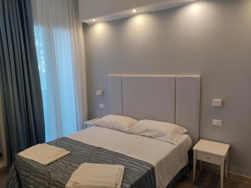Hotel Caravel Park