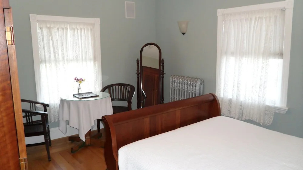 Windsome Bed & Breakfast