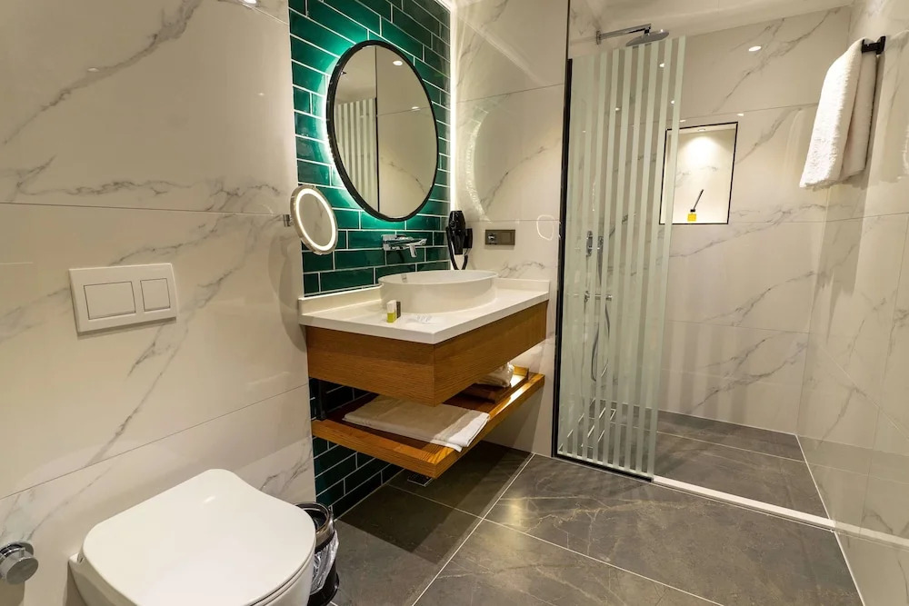 Q Style Hotel