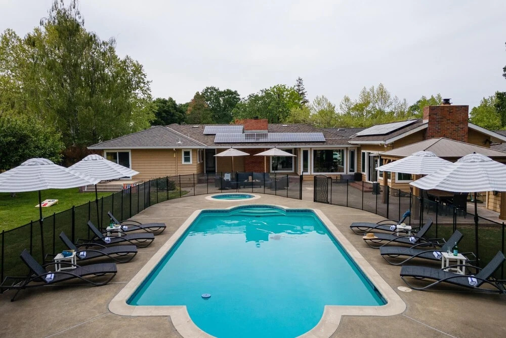Country Club 3 in Boyes Hot Springs