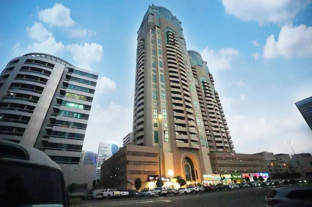 Rest Partition Room in Tecom Near Metro