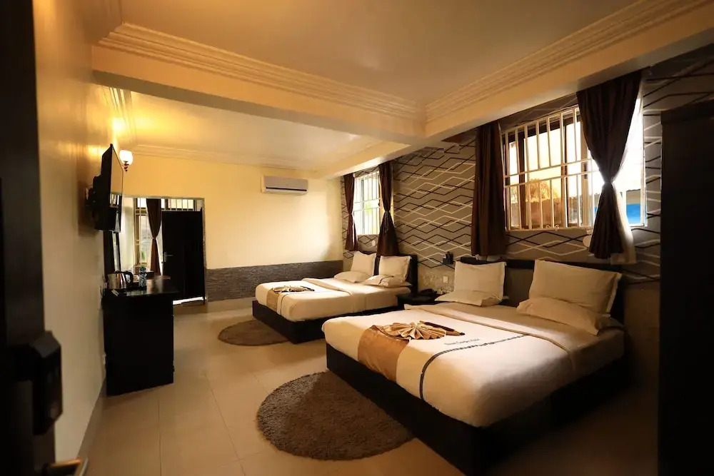 Sweet Garden Hotel