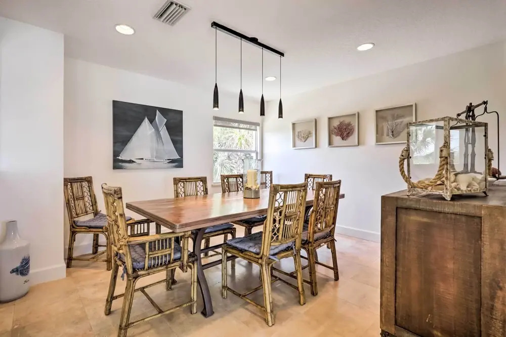 Coastal Retreat w/ Deck & Ponte Vedra Beach Access