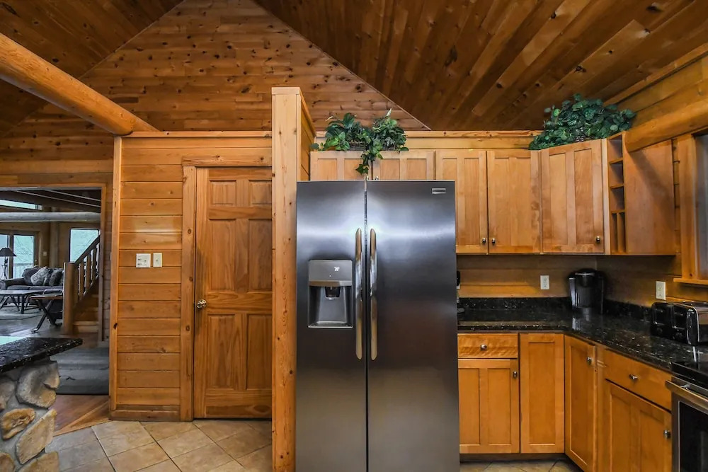 Splash Mountain 6 Bedroom House