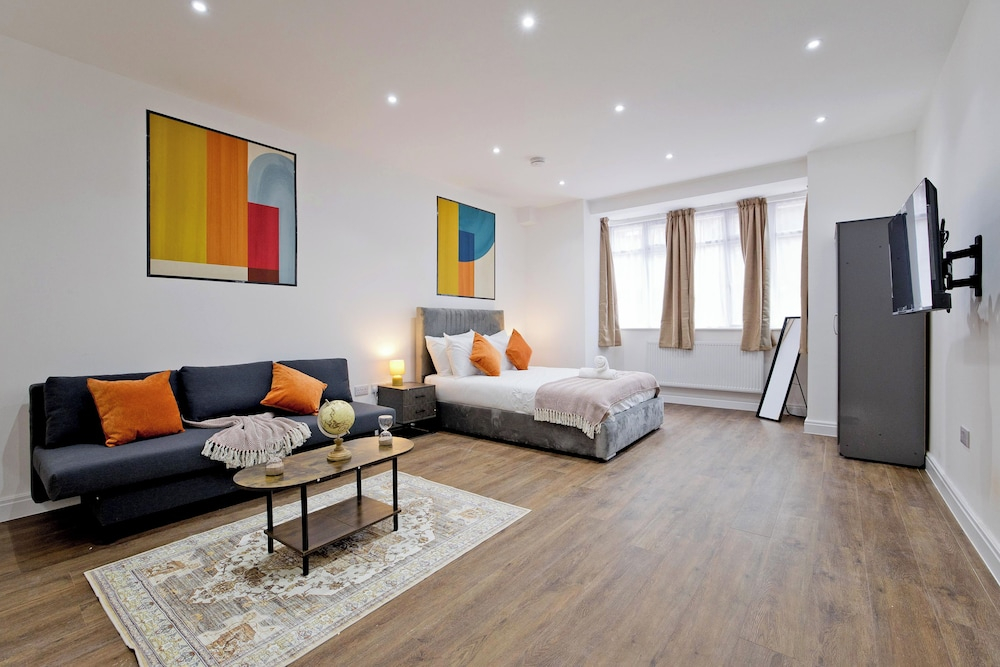 Imperial Woodberry Grove Apartments