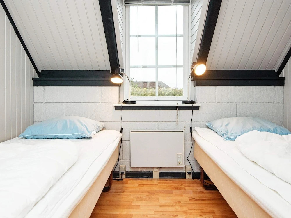 6 person holiday home in Ringkøbing-By Traum