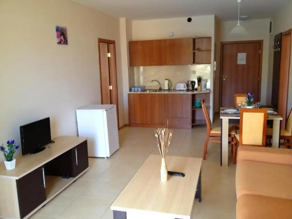 Aheloy Palace Apartments