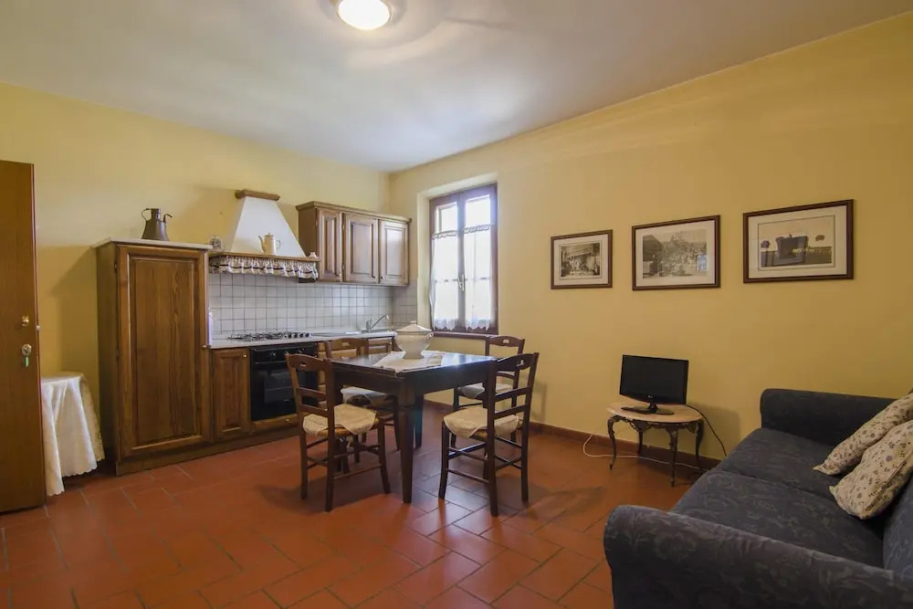 Mansion With 12 Bedrooms in Cortona, With Private Pool, Enclosed Garde