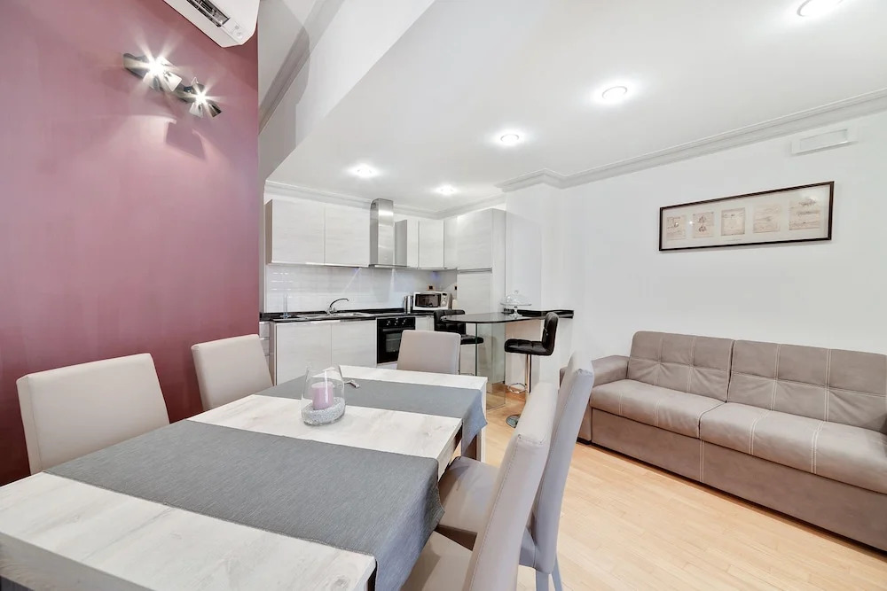 Peroni Apartment