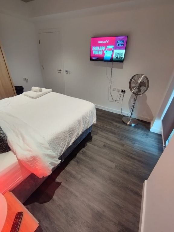 Immaculate 3-bed Apartment Homes in London