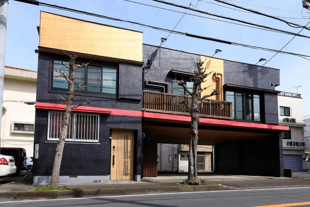 SAKURA house Yukawa -屋根付きBBQ-