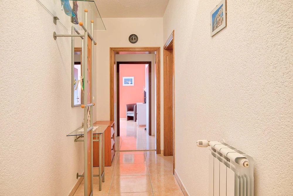Apartment 1835