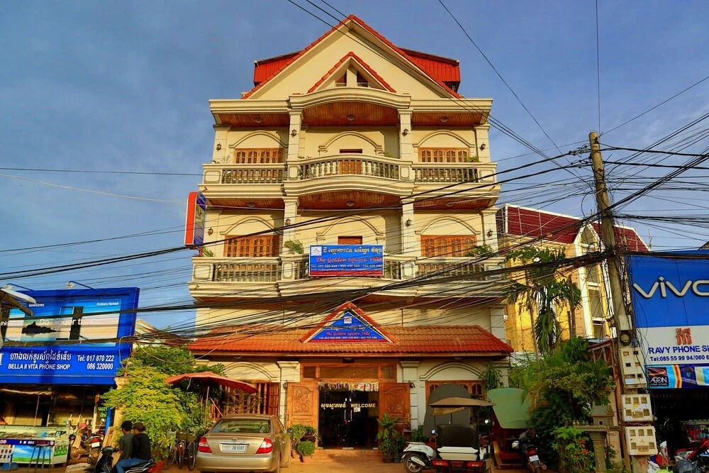 The Golden Square Villa