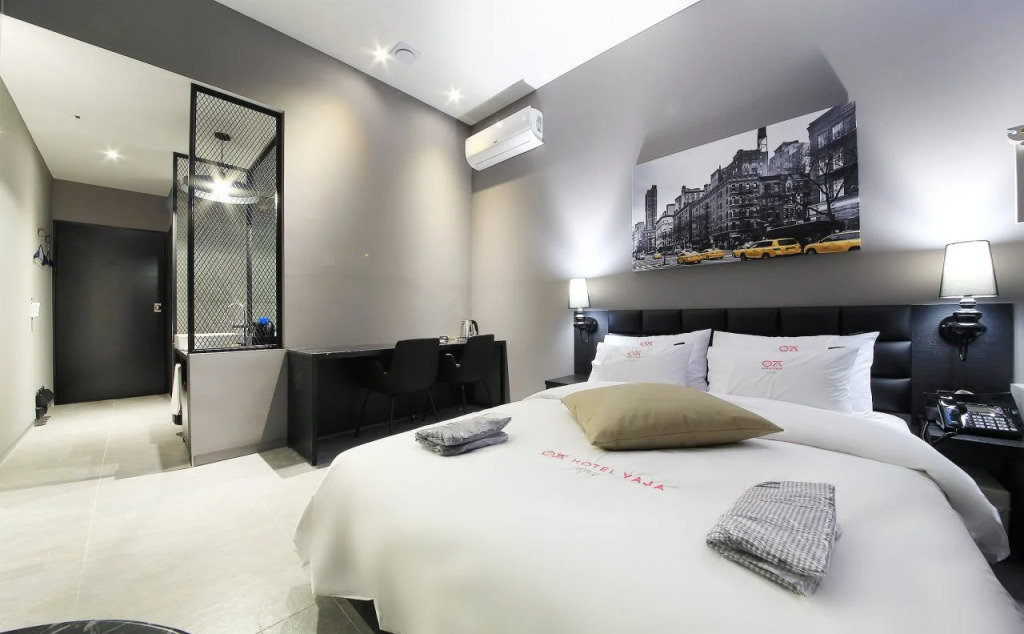 Hotel yaja wirye