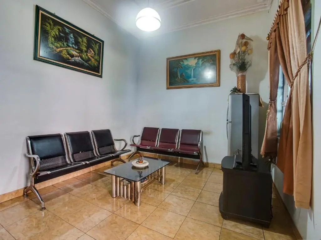 OYO 90771 Mess 19 Syariah