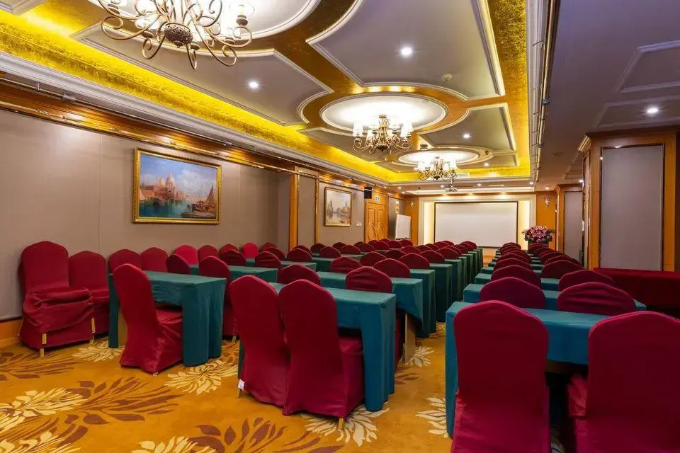 Vienna Hotel(Rugao Auto Station Branch)