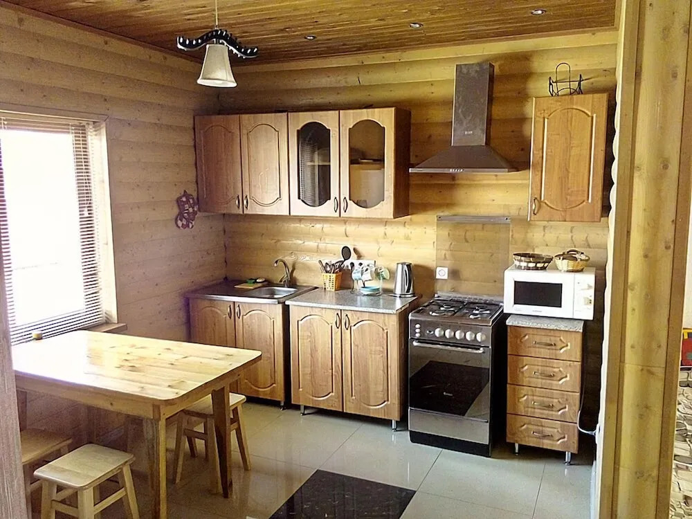 Мирный