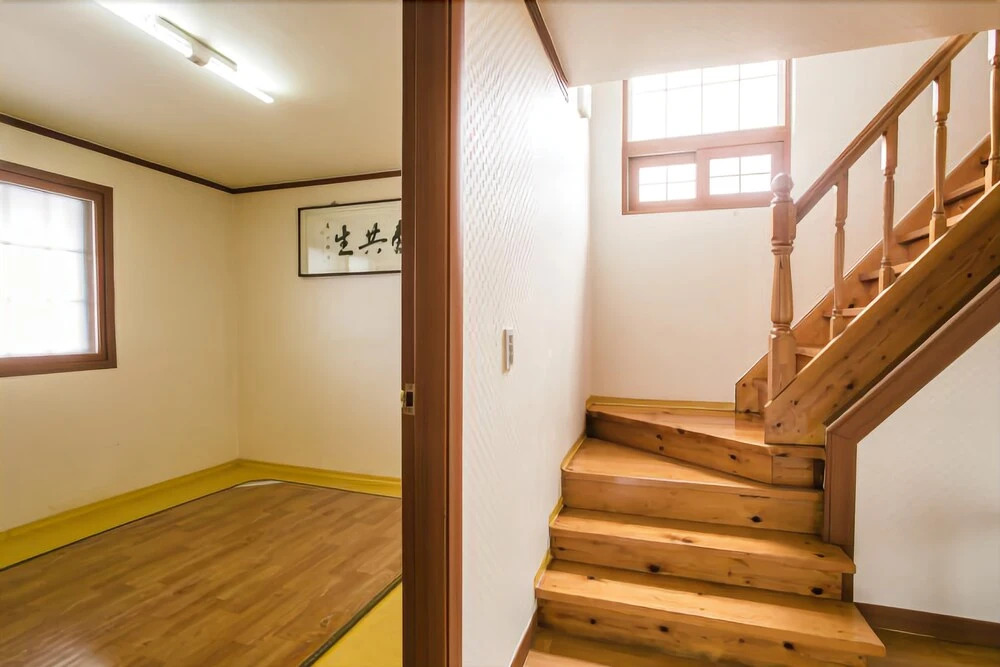Chungju Mulian Foggy Pension