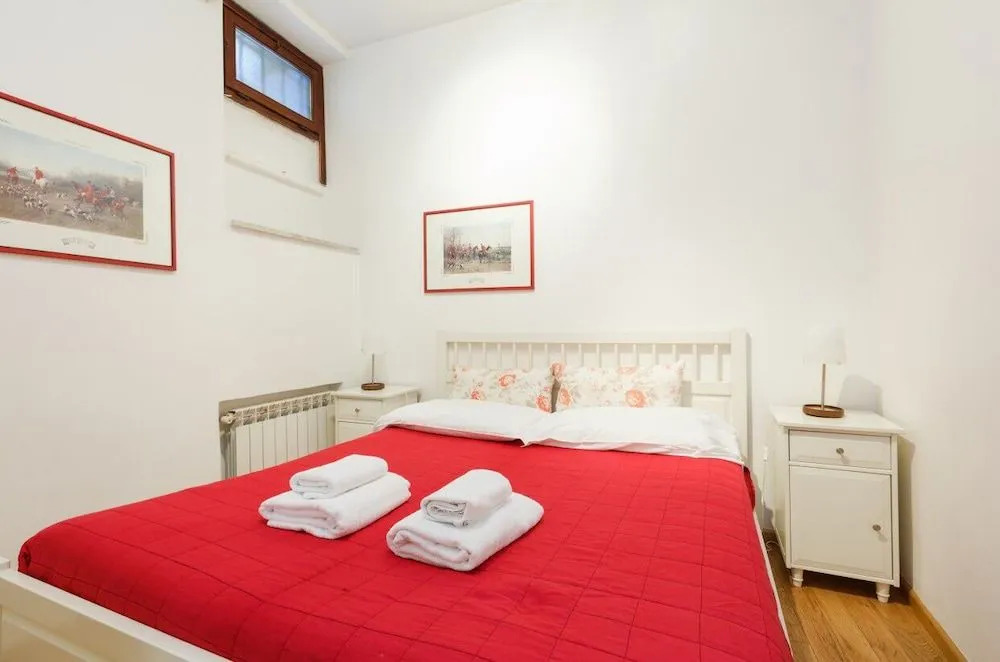 Palazzo Del Duca Piazza Navona Campo dei Fiori Piazza del Fico Guest House