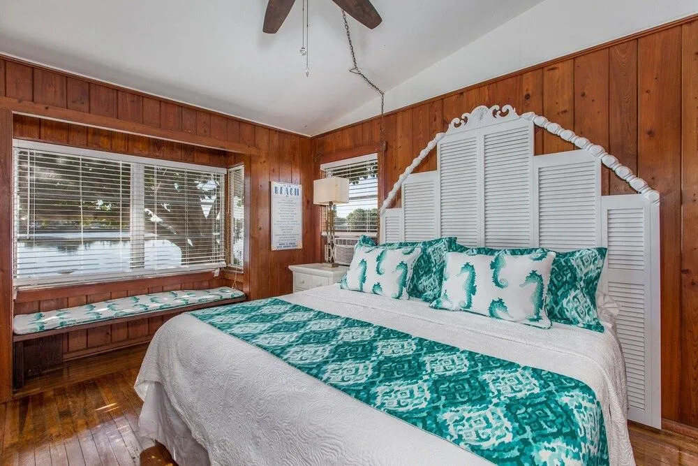 Coastal Escape - Indian Rocks Beach 2 Bedroom Apts by Redawning