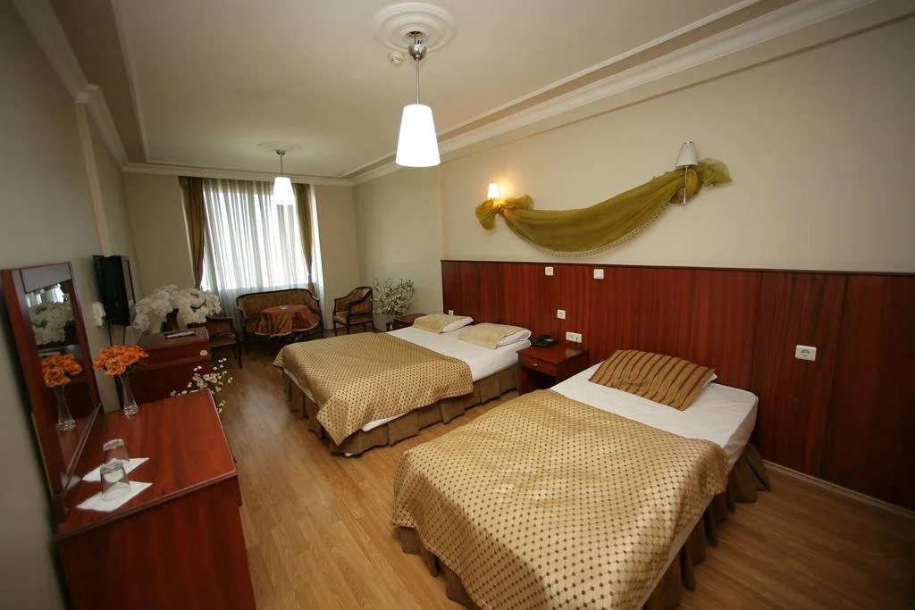 Okutur Hotel