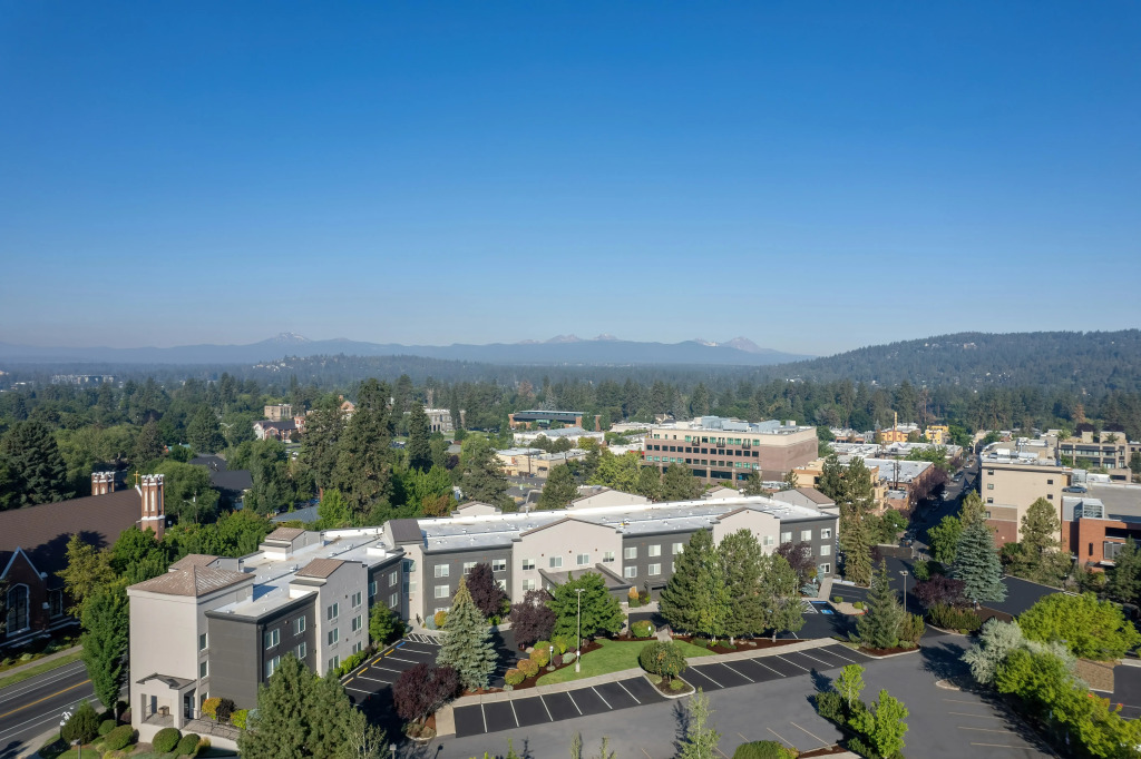 DoubleTree by Hilton Bend