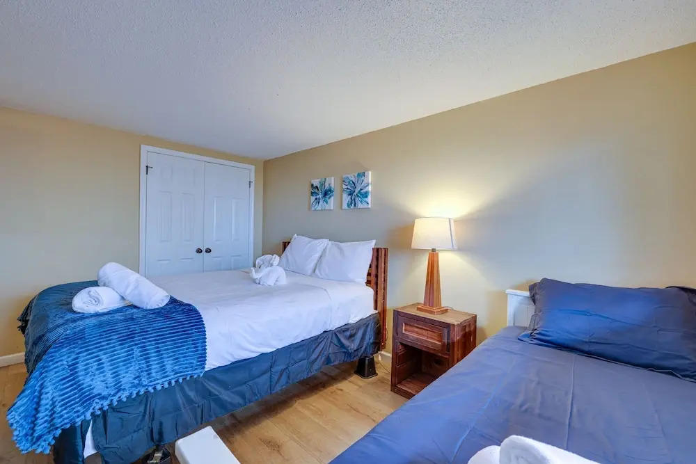 Pocono Paradise Ultimate Camelback Getaway 4 Bedroom Townhouse