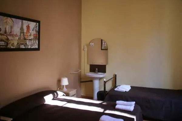 Hostal Albi