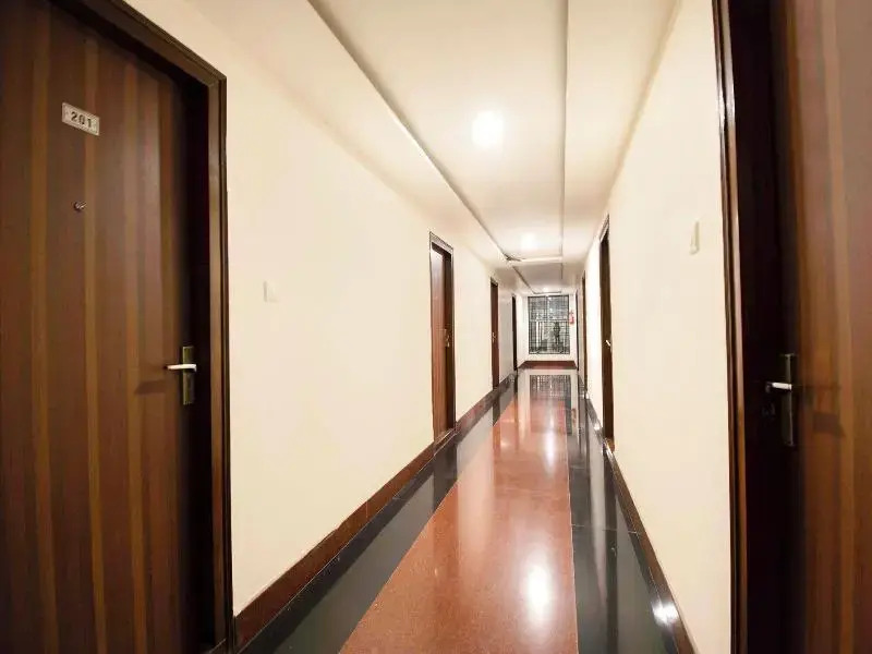 FabHotel Eden Stay - Nr US Consulate General Hyderabad