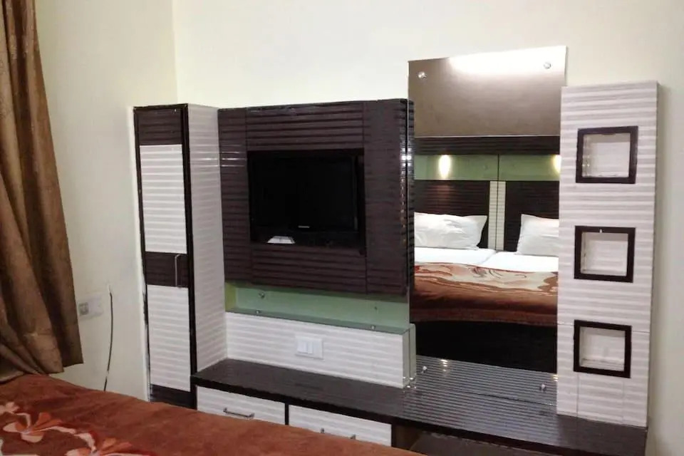 Hotel Vikrant